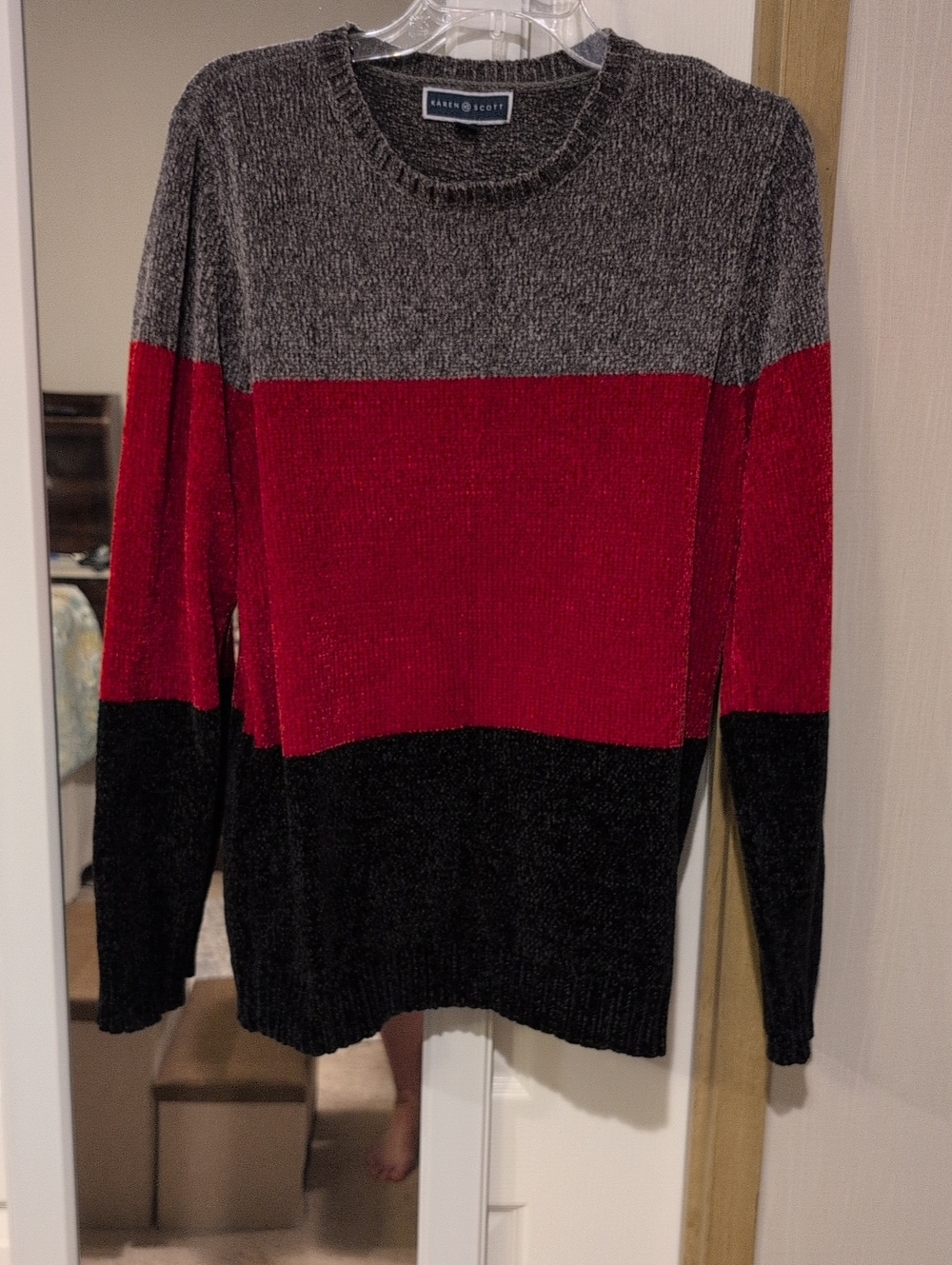 Karen Scott Colorblock Crewneck Sweater - Gray, Red, Black